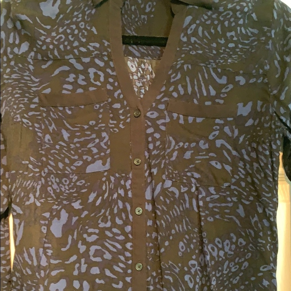 Express Button Down XS - Picture 3 of 5